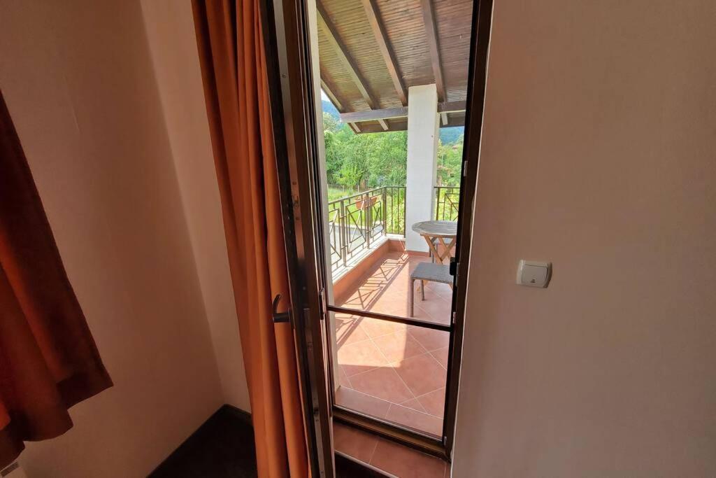 Двете Къщи В Планината Villa Beli Osum Exterior photo